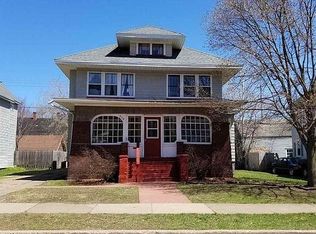 608 N Main St, Ishpeming, MI 49849