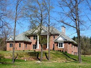 5299 N Meadow Ct, Ann Arbor, MI 48105