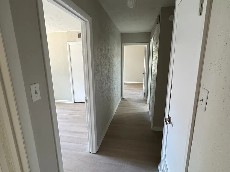 4210 Templeton St — Photo 5
