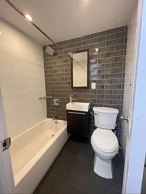 Rented by Heritage Realty LLC | media 3