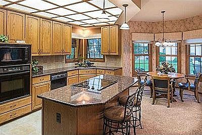3rd image of 1258 River Bluff Ct