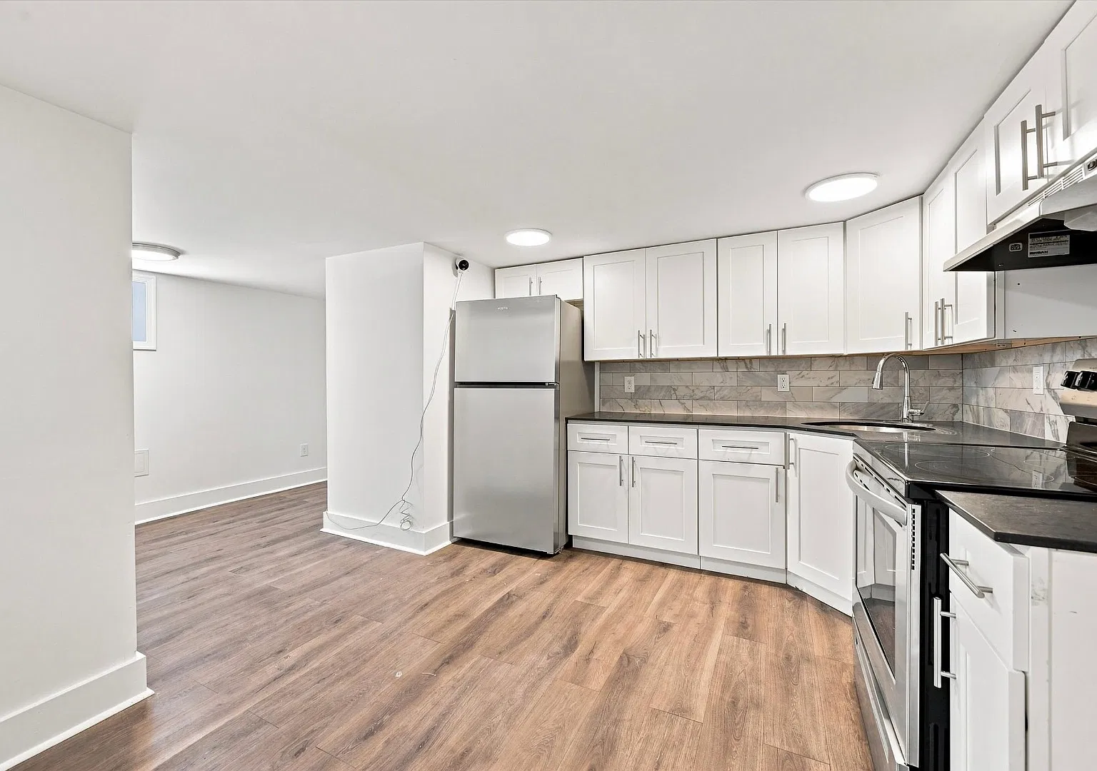 2910 N Woodstock St - 2910 N Woodstock St, Philadelphia, PA 19132 UNIT 1 — Photo 2