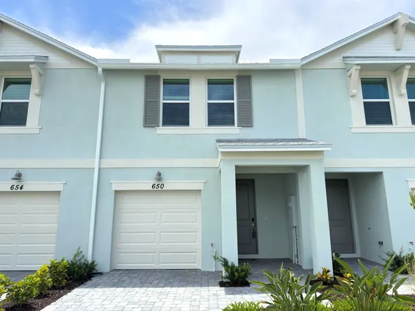 650 Salisbury Cir, Fort Pierce, FL 34982