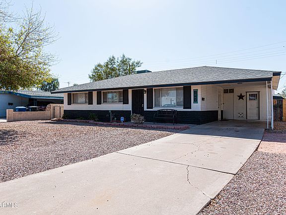 2nd image of 2061 E BAYBERRY Avenue