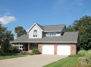 519 Wedgewood Ter, Metamora, IL