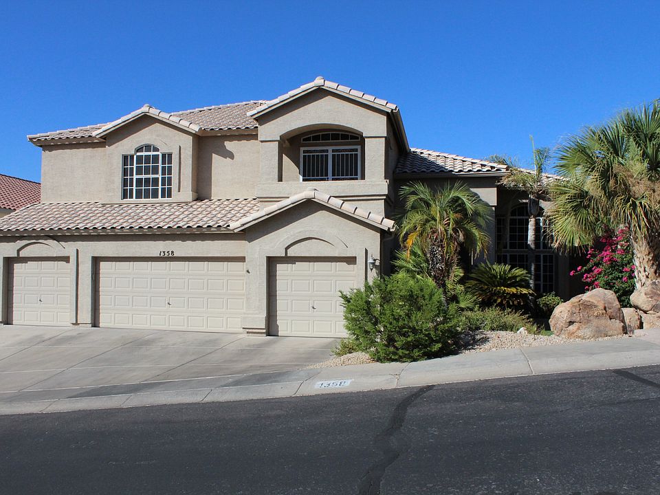 1st image of 1358 E Voltaire Ave