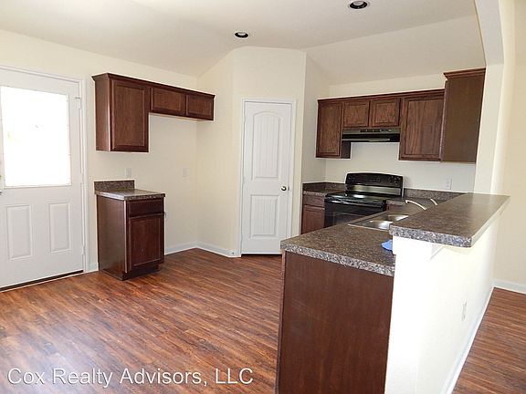 2nd image of 2943 Saint Zachary Dr