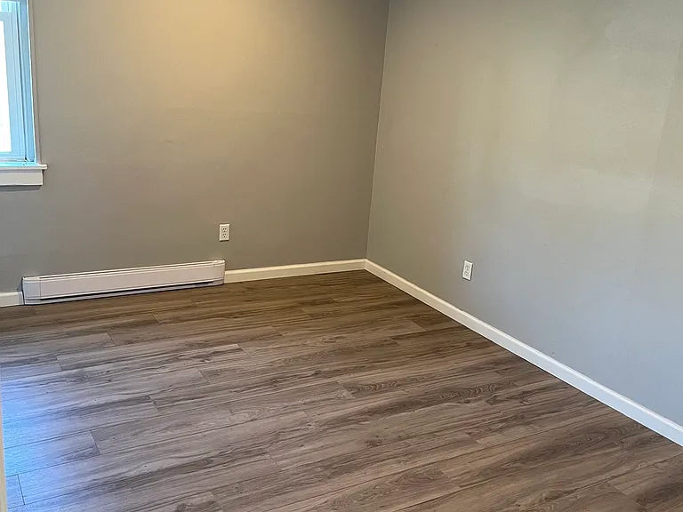 4710 Main St #4 — Photo 6