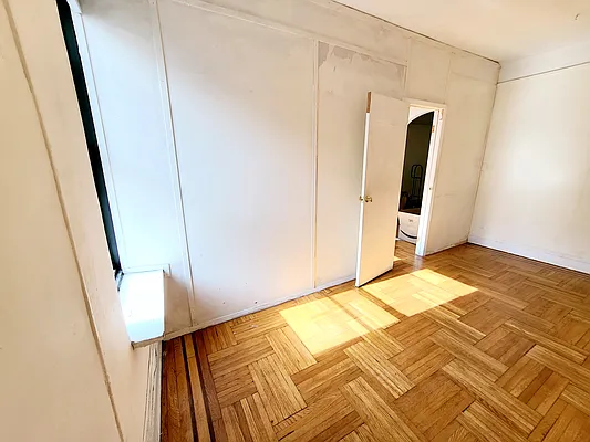 Rented by Douglas Elliman | media 9