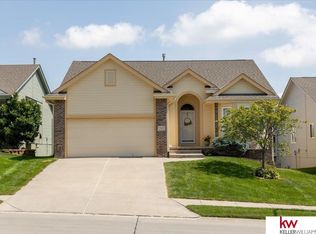 7517 S 173rd St, Omaha, NE 68136