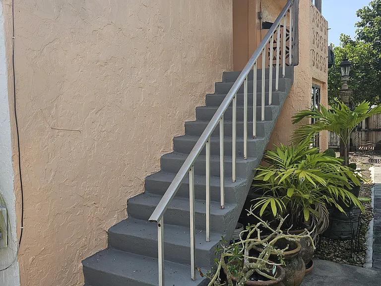 2358 NW 32nd St — Photo 7