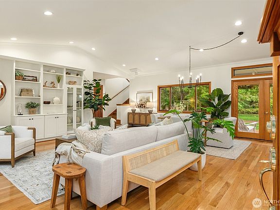 5th image of 6729 NE Ralston Road