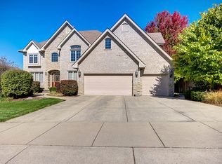 10640 Tower Dr, Orland Park, IL