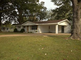 389 Kathy Ln, Poplar Bluff, MO 63901