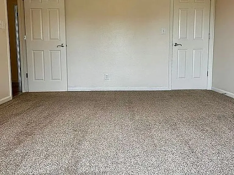 710 Elijah St — Photo 10