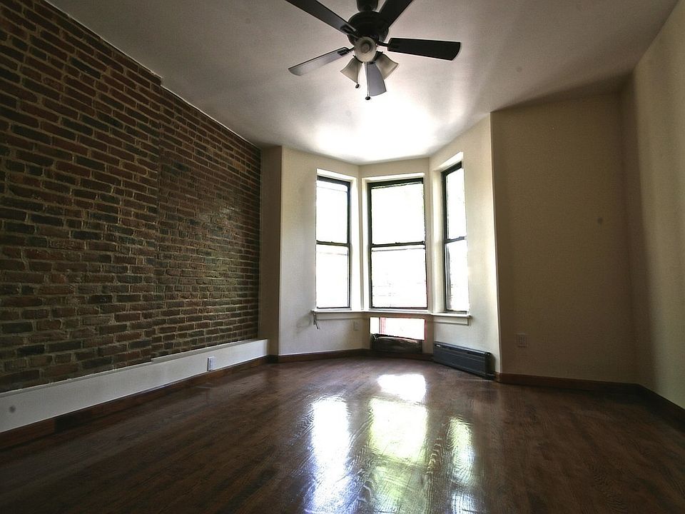 2nd image of 238 8th St