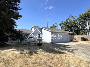 31 Milwaukee Ct, Sacramento, CA 95823