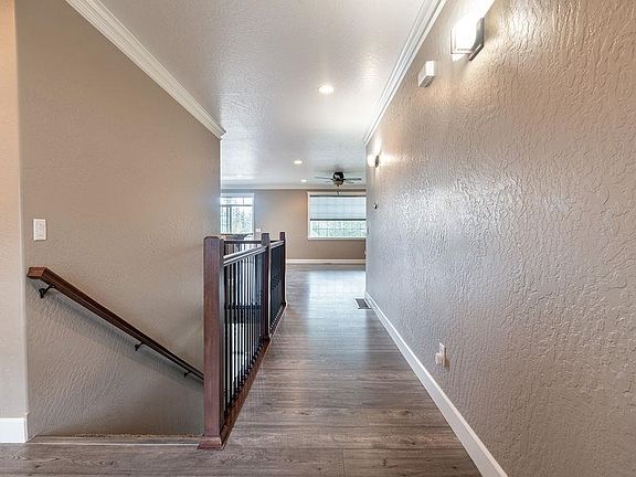 4th image of 2522 S Seabiscuit Dr