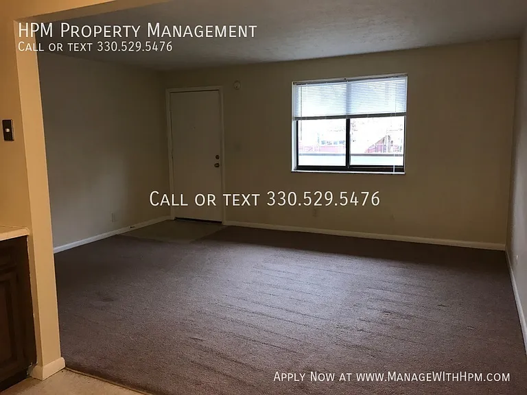 591 E Buchtel Ave — Photo 11