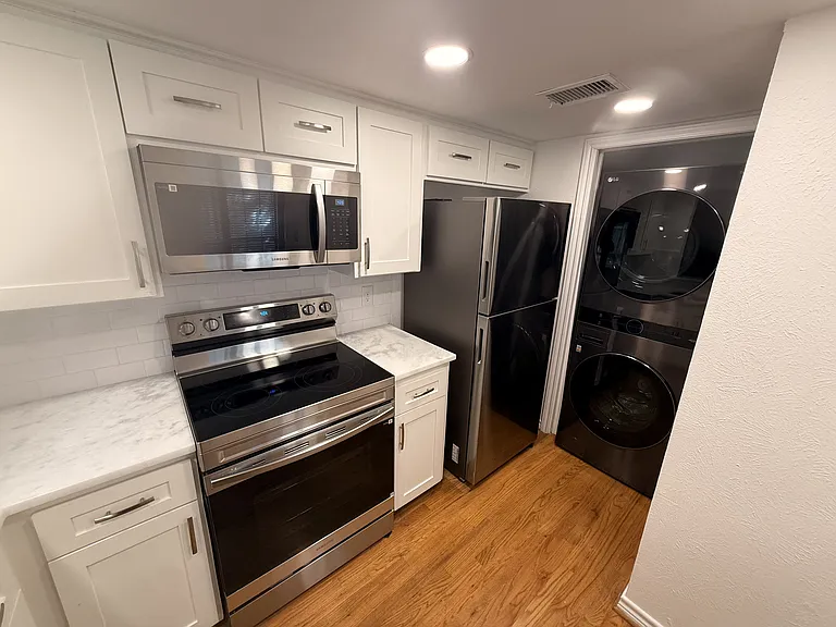 817 Pavillion St #104 — Photo 12