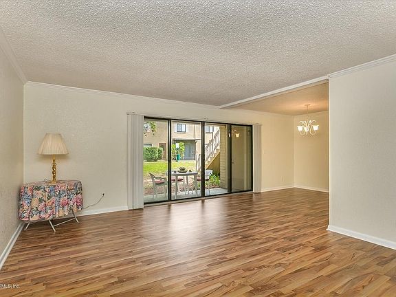 3rd image of 5811 Atlantic Blvd Unit 1