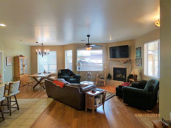 2nd image of 300 W Ash Creek Ct