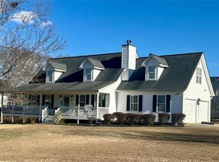 293 Pine Valley Dr, Powder Springs, GA 30127