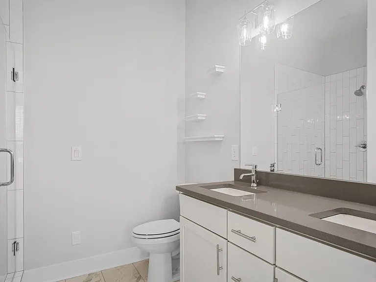 700 James Ave #19 — Photo 15