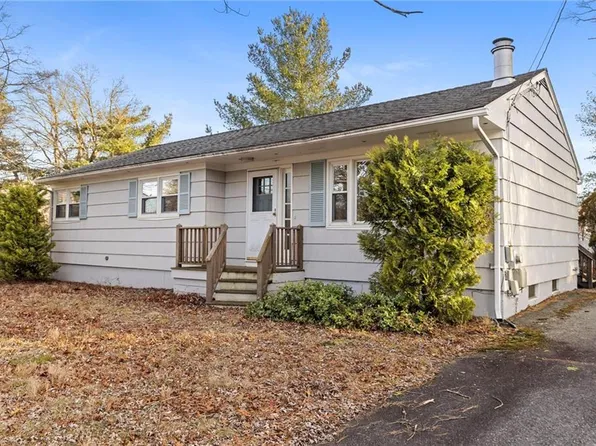 50 Indian Run Trl, Smithfield, RI 02917