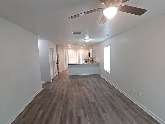 2nd image of 8621 Susie St