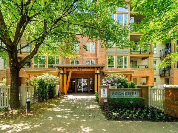 2601 Whiteley Ct #412, North Vancouver, BC V7J 2R7