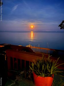 7888 Lakeshore Dr, Newport, MI, 48166