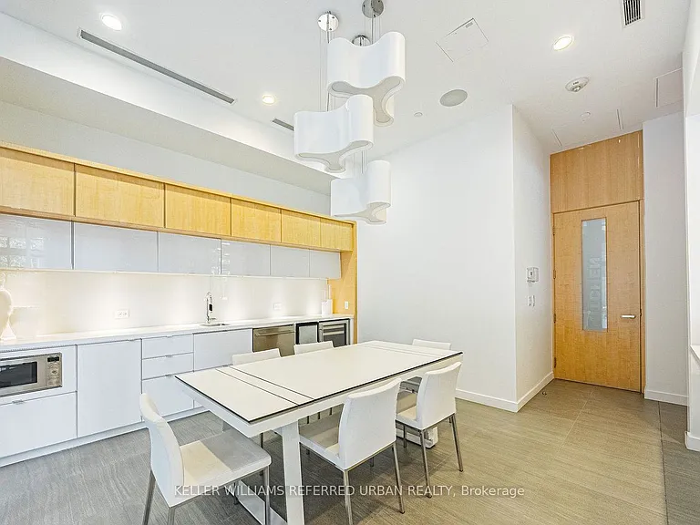 45 Charles St E #3512 — Photo 13