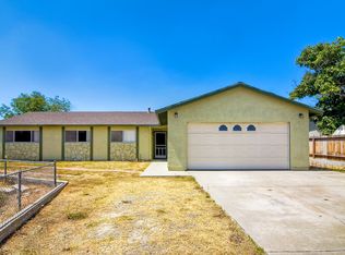 686 Helen Dr, Oceanside, CA 92057