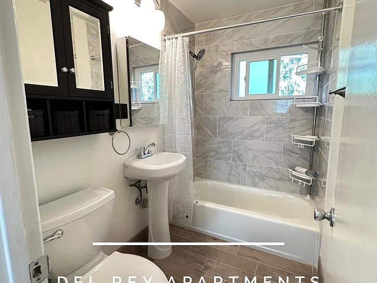 526 S 1st Ave #9 — Photo 24