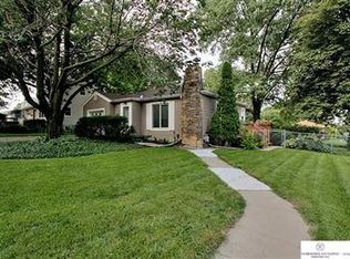2348 N 69th St, Omaha, NE 68104