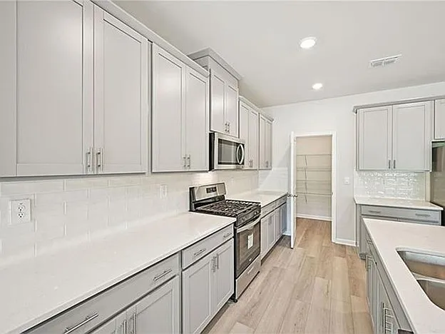 33 Sequoia Ln — Photo 23