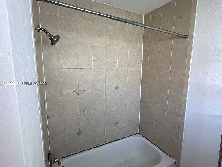 8601 SW 94th St #207W — Photo 6