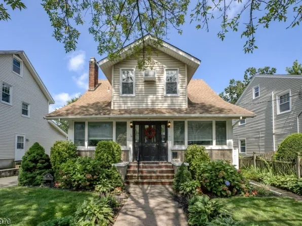 14 Irvington Pl, Clifton City, NJ 07013