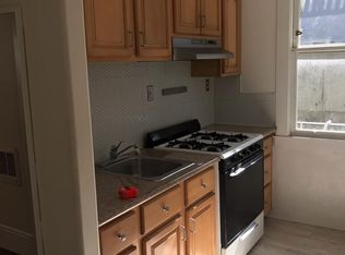 237 Leavenworth St #206, San Francisco, CA 94102