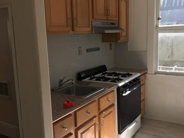 237 Leavenworth St #206, San Francisco, CA 94102