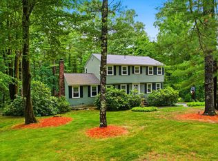 9 King Edward Drive, Londonderry, NH 03053