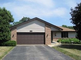 1916 Raincloud Dr, Rockford, IL
