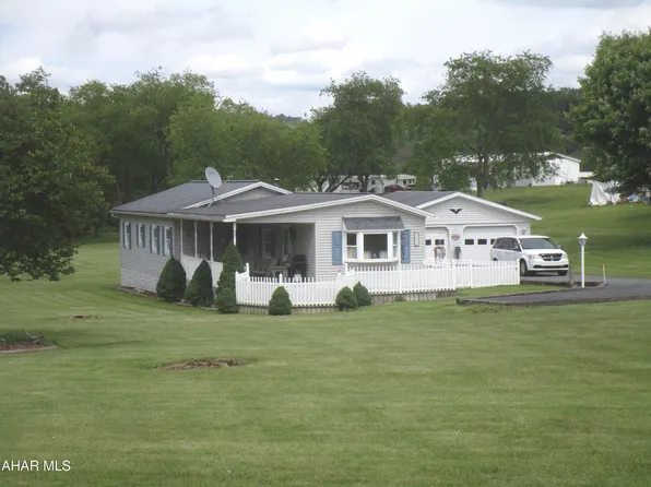 3174 Valley Rd, Fishertown, PA 15539