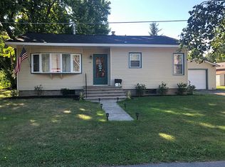 112 E Washington St, Sackets Harbor, NY 13685