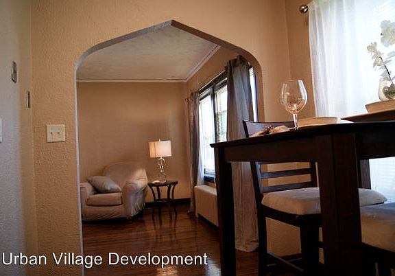 3rd image of 3503 Jones St APT 203