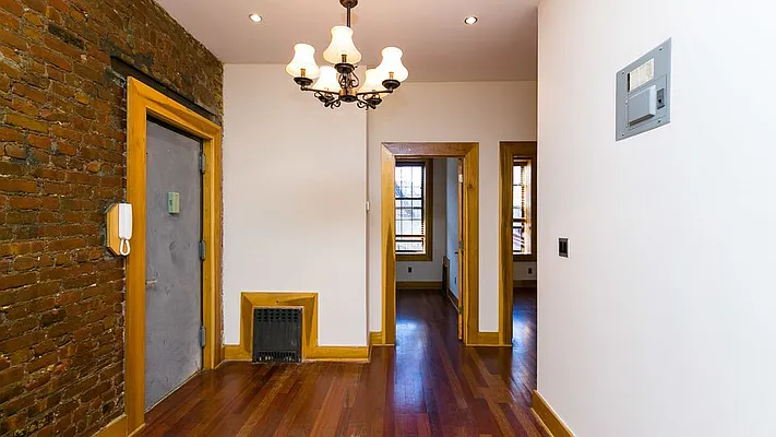 Rented by Nooklyn NYC LLC | media 3