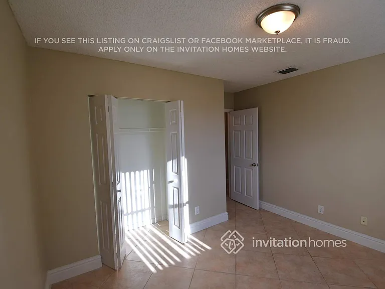 1900 NW 193rd Ave — Photo 12