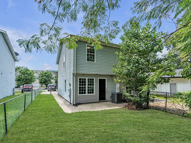 1108 Carver Ave — Photo 36