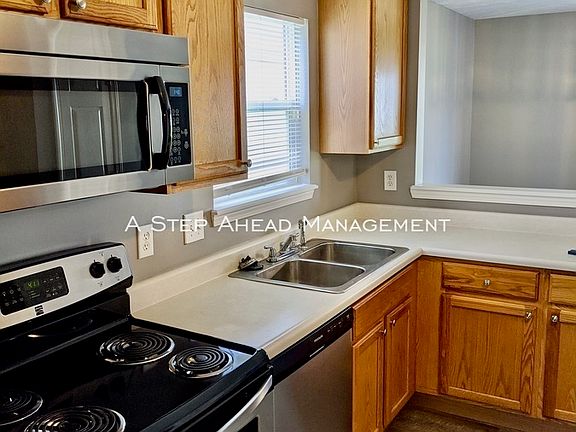 4th image of 11556 Glenn Abbey Ln